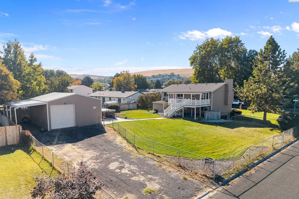 Photo of 4603 S Hartford St, Kennewick, WA 99337 (MLS # 288296)