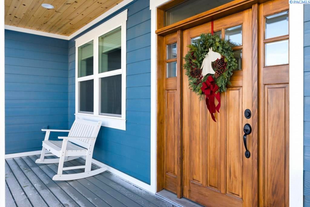 Photo of 825 SW Iyla Ct, Pullman, WA 99163 (MLS # 289764)