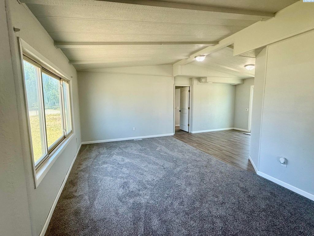 Photo of 208903 E 315 Prse, Kennewick, WA 99337 (MLS # 292787)
