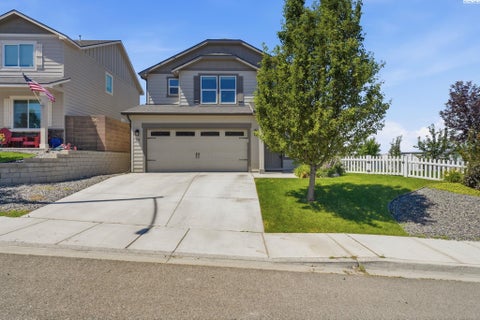 Photo of 294 Wishkah Dr, Richland, WA 99352 (MLS # 294557)
