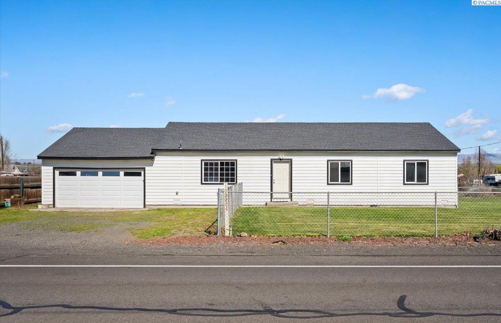 Photo of 104804 W Oie, Prosser, WA 99350 (MLS # 291491)