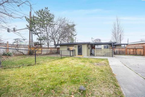 Photo of 2722 W 7th Ave, Kennewick, WA 99336 (MLS # 290347)