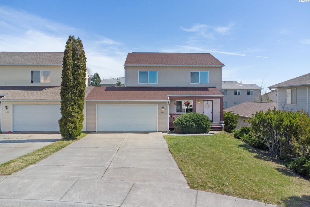 Photo of 540 SE Shoemaker Pl, Pullman, WA 99163 (MLS # 292325)
