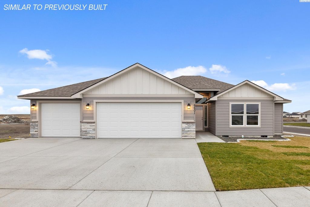 Photo of 6409 Rd 90, Pasco, WA 99301 (MLS # 292713)