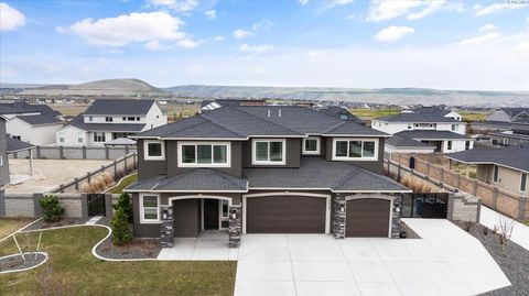 Photo of 4259 Potlatch St, Richland, WA 99352 (MLS # 291257)