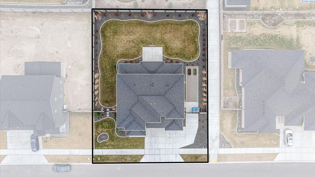 Photo of 4259 Potlatch St, Richland, WA 99352 (MLS # 291257)