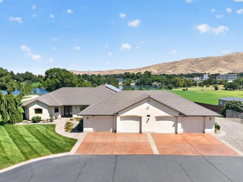Photo of 7501 S 1366 Prsw Pr, Prosser, WA 99350 (MLS # 294770)