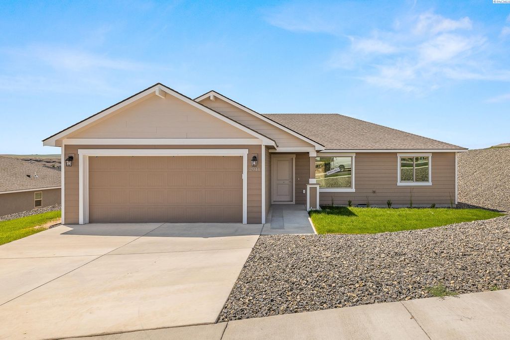 Photo of 2944 S Penn St, Kennewick, WA 99338 (MLS # 288443)