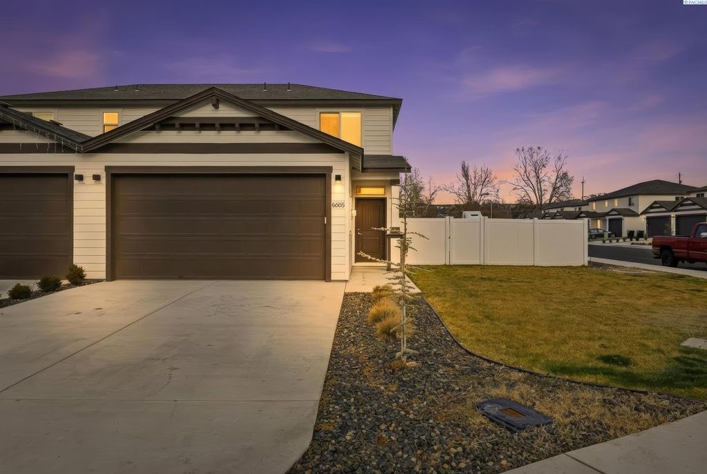 Photo of 6605 Dradie Place, Pasco, WA 99301 (MLS # 289576)