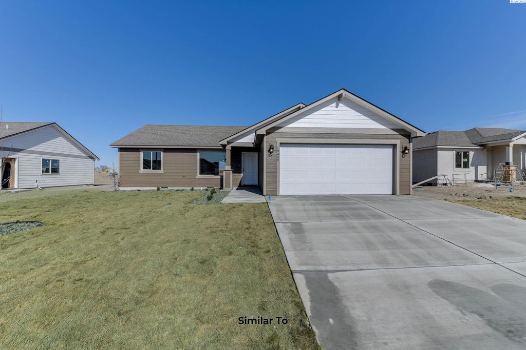 Photo of 6818 Bluegill Ln, Pasco, WA 99301 (MLS # 290471)