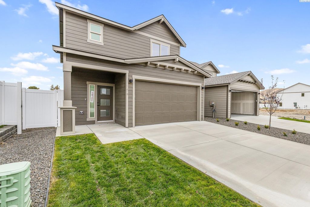Photo of 7479 Grapevine Ct, West Richland, WA 99353 (MLS # 288573)