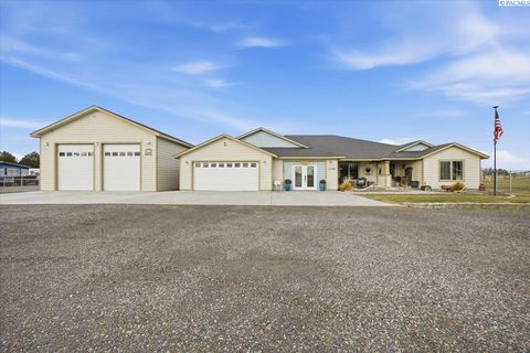 Photo of 223108 E Perkins Rd, Kennewick, WA 99337 (MLS # 290703)