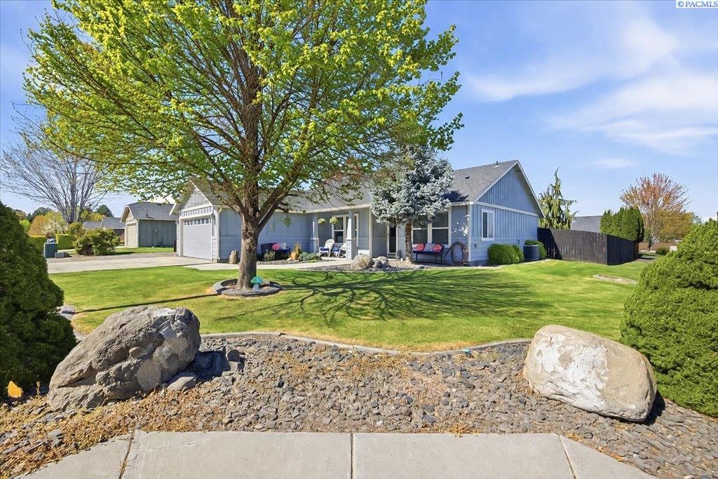 Photo of 6500 W 6th Ave, Kennewick, WA 99336 (MLS # 291894)