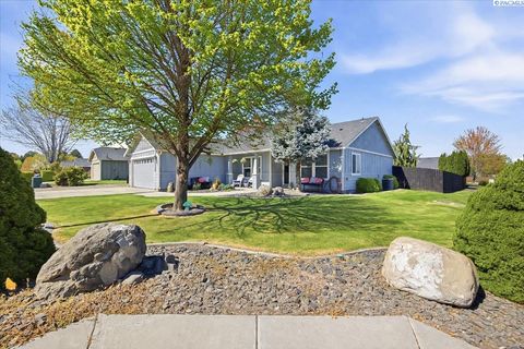 Photo of 6500 W 6th Ave, Kennewick, WA 99336 (MLS # 291894)