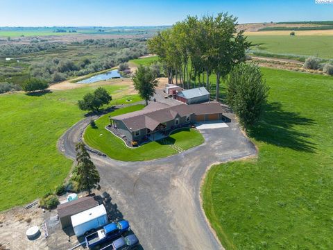 Photo of 1461 Sheffield Road, Mesa, WA 99343 (MLS # 287712)