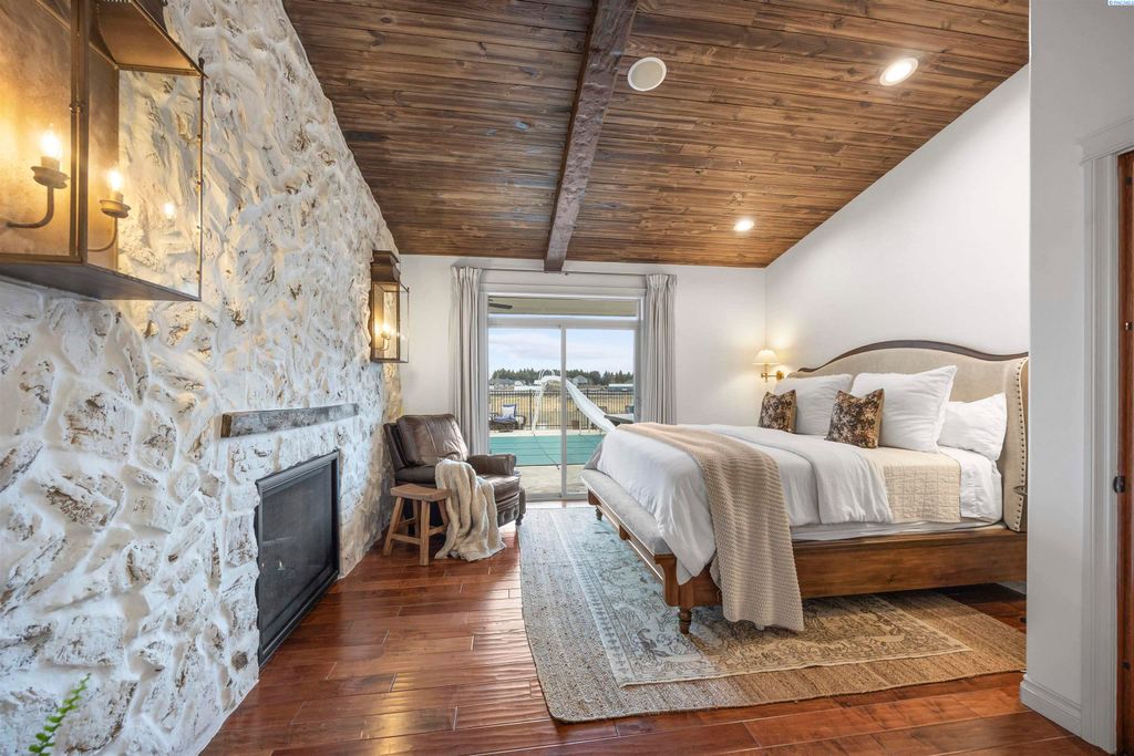 Photo of 8101 Olin Ct, Pasco, WA 99301 (MLS # 290135)