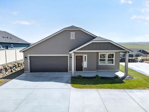 Photo of 7250 W 24th Ave, Kennewick, WA 99338 (MLS # 289497)