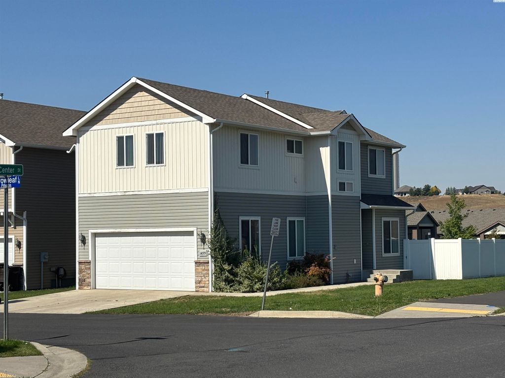 Photo of 1499 SW Arrowleaf Lane, Pullman, WA 99163 (MLS # 287688)