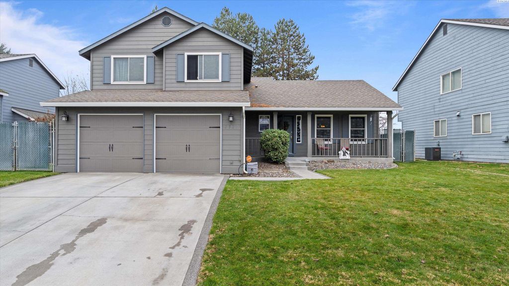 Photo of 2327 N Rhode Island, Kennewick, WA 99336 (MLS # 290241)