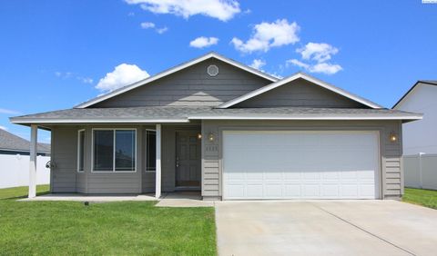 Photo of 4535 Muris Lane, Pasco, WA 99301 (MLS # 292763)