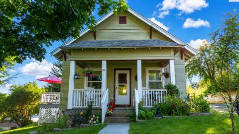 Photo of 215 N Beach St, Palouse, WA 99161 (MLS # 293990)