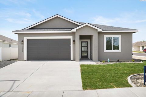 Photo of 2504 S Beech Street, Kennewick, WA 99337 (MLS # 292516)