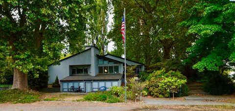 Photo of 151 Coulee Rd, Pasco, WA 99301 (MLS # 288177)