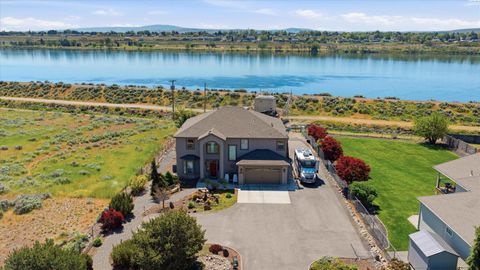 Photo of 5620 W Sylvester St, Pasco, WA 99301 (MLS # 292558)