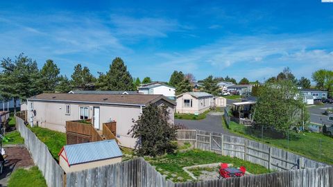 Photo of 255 NW Golden Hills Dr. #46 Dr, Pullman, WA 99163 (MLS # 292647)