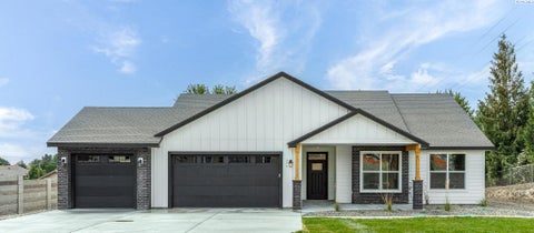 Photo of 375 Rachel Rd, Kennewick, WA 99338 (MLS # 294404)