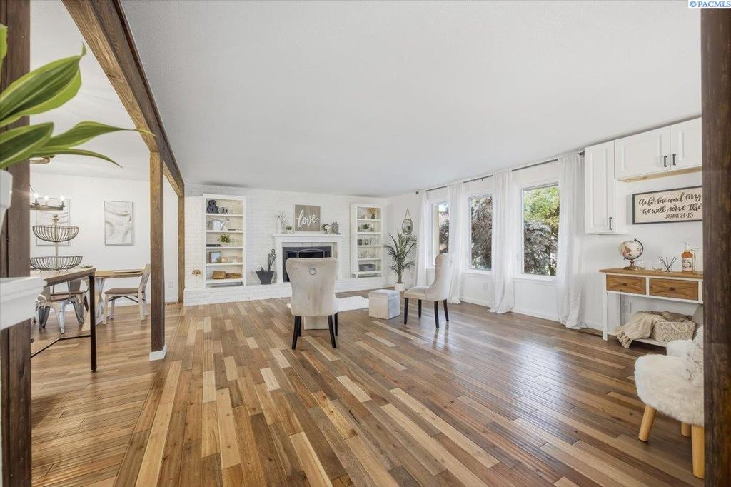 Photo of 1513 S Reed Ct, Kennewick, WA 99338 (MLS # 288210)