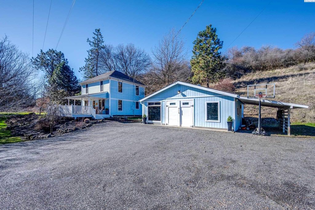 Photo of 35802 Sr 195, Colfax, WA 99111 (MLS # 290863)