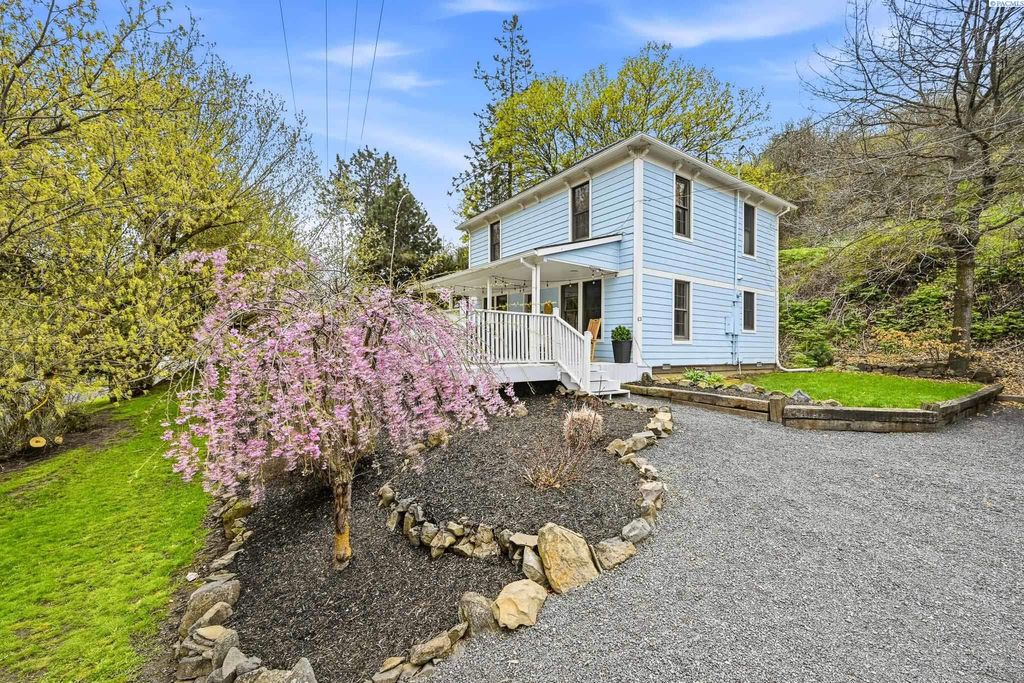 Photo of 35802 Sr 195, Colfax, WA 99111 (MLS # 290863)