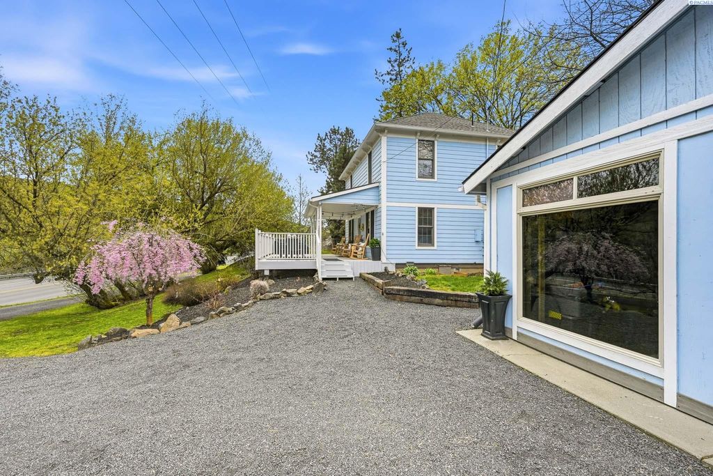 Photo of 35802 Sr 195, Colfax, WA 99111 (MLS # 290863)