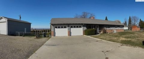 Photo of 1662 S Euclid Rd, Grandview, WA 98930 (MLS # 290885)