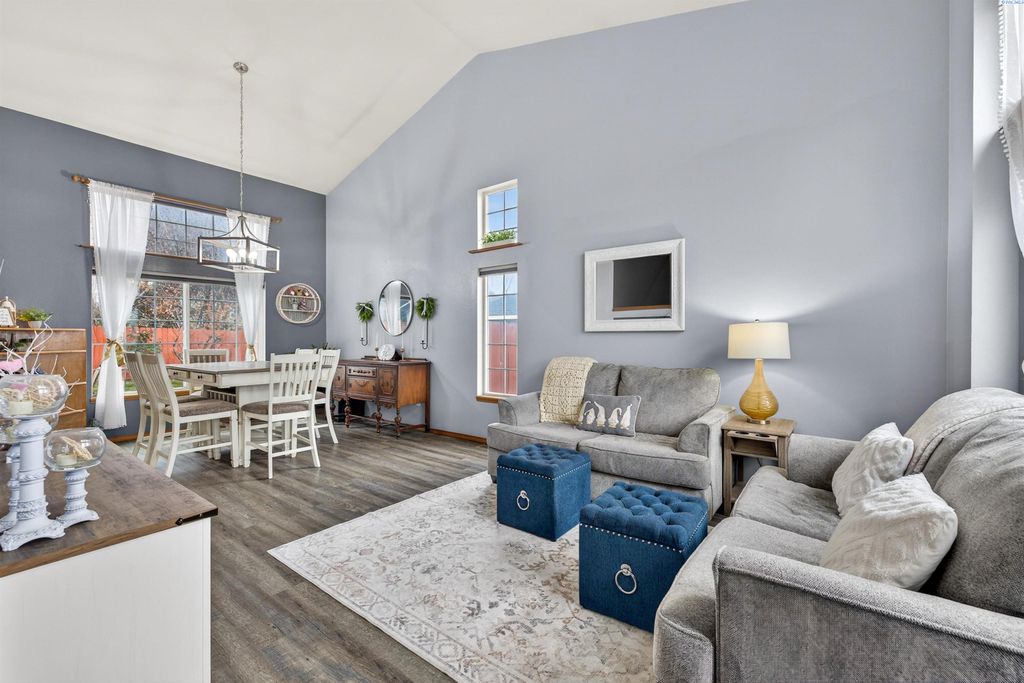 Photo of 3318 S Conway Dr, Kennewick, WA 99337 (MLS # 290158)