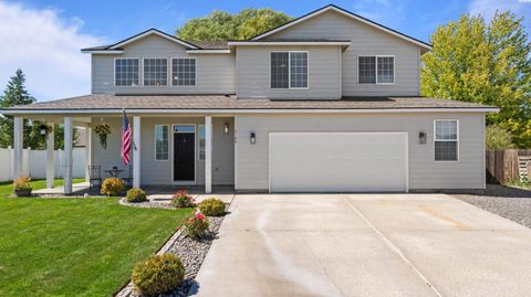 Photo of 5124 Tyler Ct, Pasco, WA 99301 (MLS # 294421)