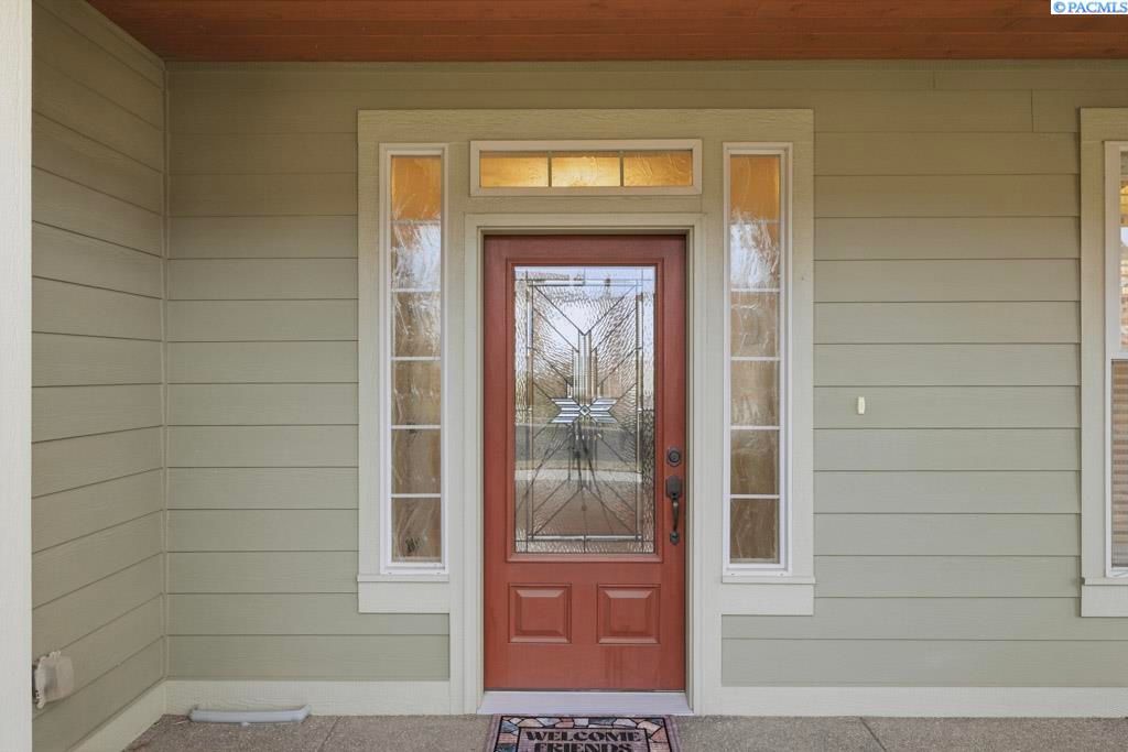 Photo of 1735 SW Casey Ct, Pullman, WA 99163 (MLS # 290402)