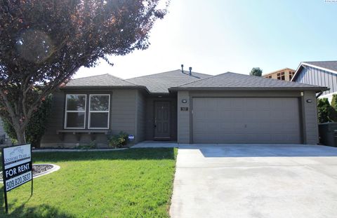 Photo of 517 Jordan Lane, Richland, WA 99352 (MLS # 288156)