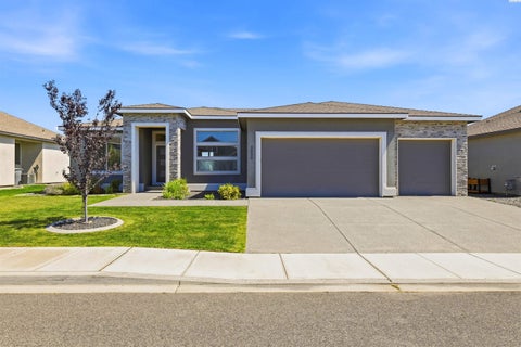 Photo of 3030 Wild Canyon Way, Richland, WA 99354 (MLS # 294126)