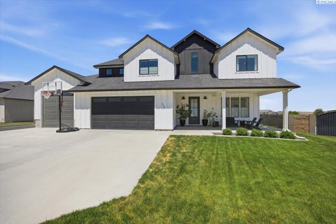 Photo of 534 Summerview Ln, Richland, WA 99352 (MLS # 294282)