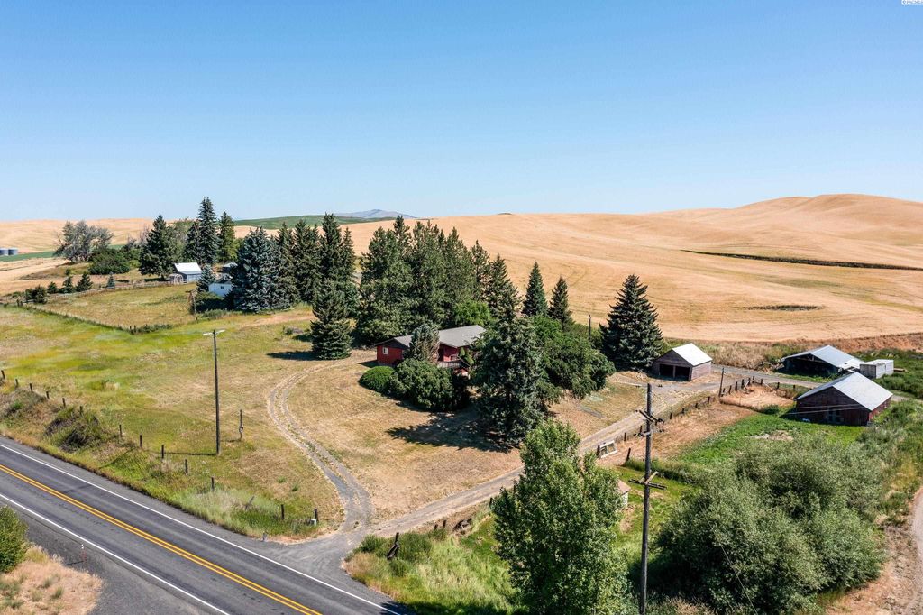Photo of 33351 Sr 27, Oakesdale, WA 99158 (MLS # 290211)