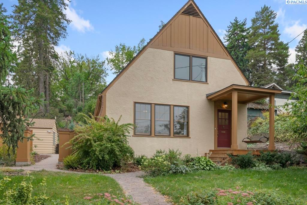 Photo of 235 SE Pioneer Way, Pullman, WA 99163 (MLS # 287901)