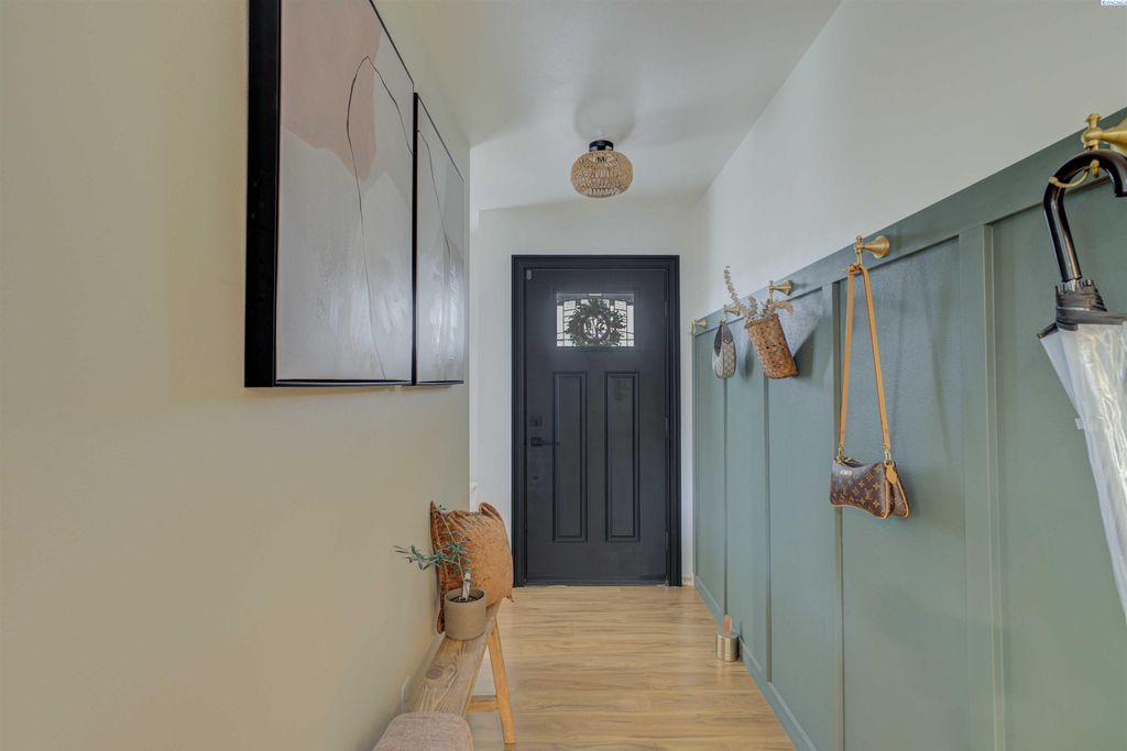 Photo of 4516 Saguaro Dr, Pasco, WA 99301 (MLS # 291018)