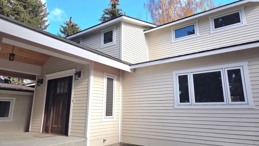 Photo of 6302 Sand Rd, Pullman, WA 99163 (MLS # 284466)