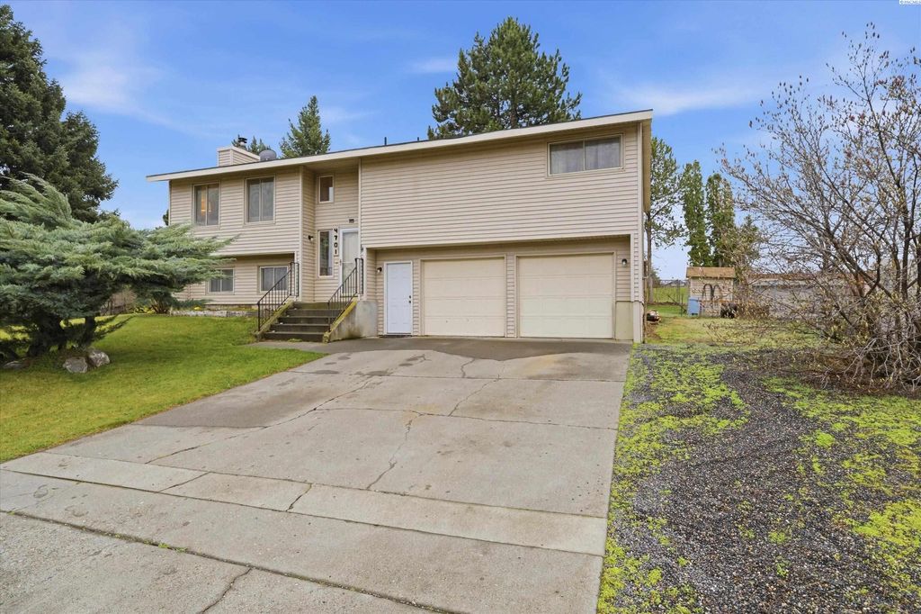 Photo of 4701 W 14th Ave, Kennewick, WA 99338 (MLS # 291272)
