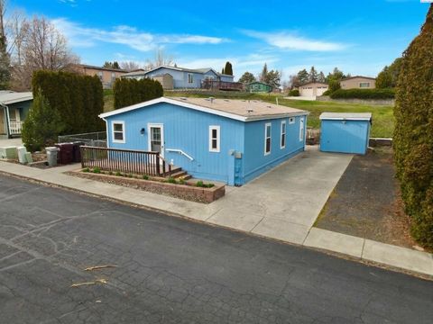Photo of 112 NW Glenhaven Drive, Pullman, WA 99163 (MLS # 291387)