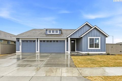 Photo of 3256 Emory Ave, Richland, WA 99354 (MLS # 287043)