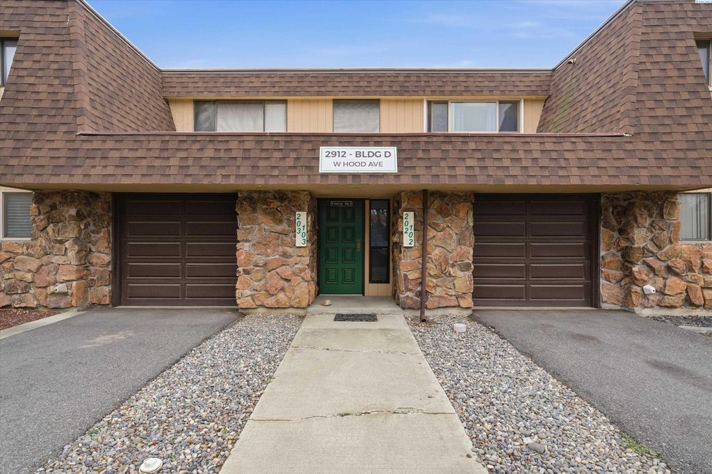 Photo of 2912 W Hood Ave D 103 Ave #D 103, Kennewick, WA 99336 (MLS # 290303)