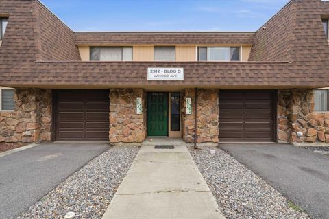 Photo of 2912 W Hood Ave D 103 Ave #D 103, Kennewick, WA 99336 (MLS # 290303)